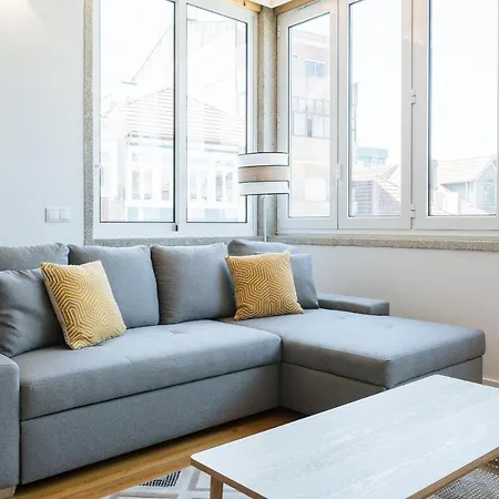 Orm Prado Apartment