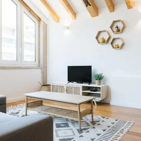 アパート Orm Prado